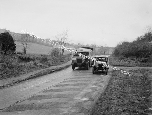 COUNTRY ROAD OLD CAR, BUS